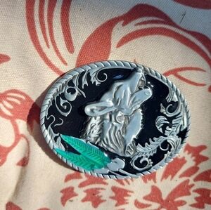 Grey Howling Wolf Head Belt Buckle
